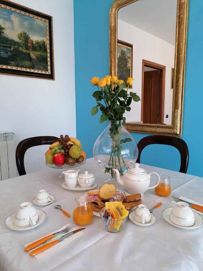 B&Byanet'S Beautiful House Civitavecchia Buitenkant foto