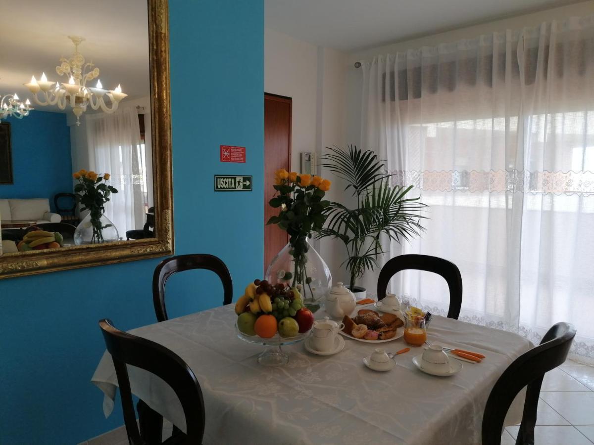 B&Byanet'S Beautiful House Civitavecchia Buitenkant foto