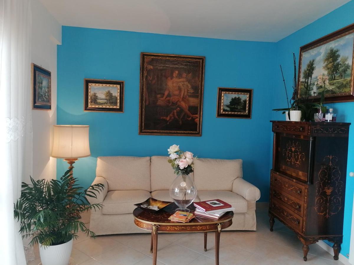 B&Byanet'S Beautiful House Civitavecchia Buitenkant foto