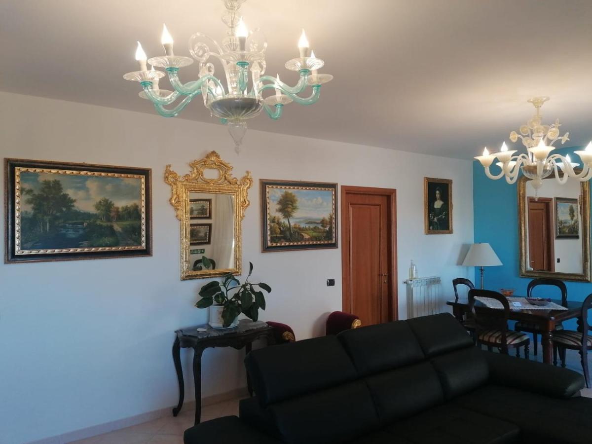 B&Byanet'S Beautiful House Civitavecchia Buitenkant foto