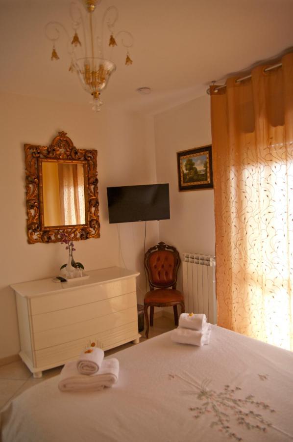 B&Byanet'S Beautiful House Civitavecchia Buitenkant foto