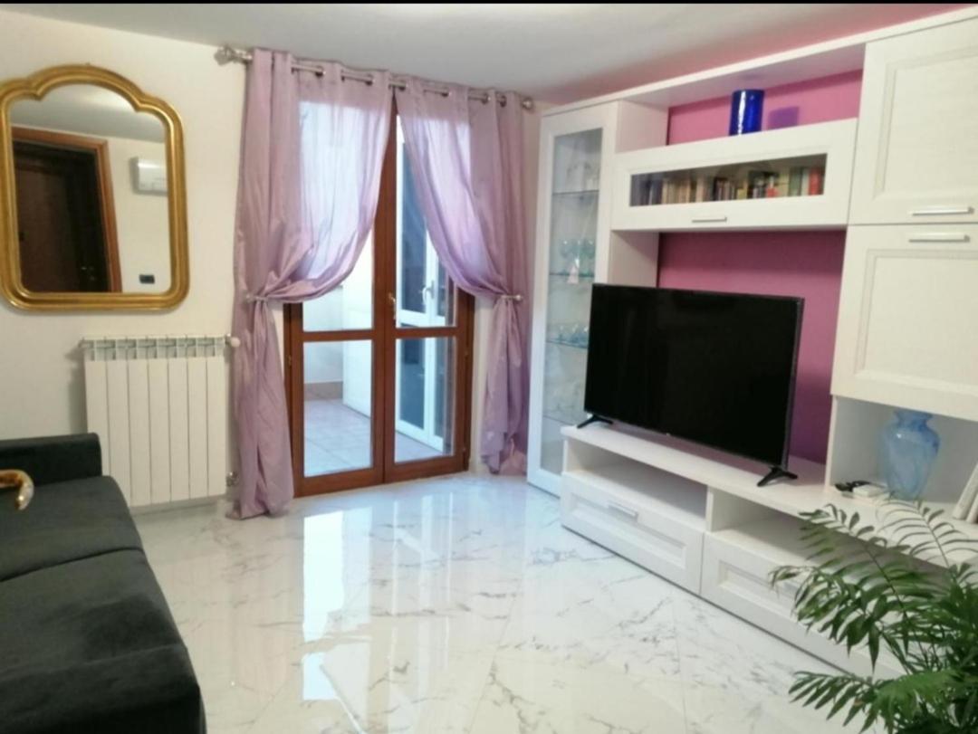 B&Byanet'S Beautiful House Civitavecchia Buitenkant foto